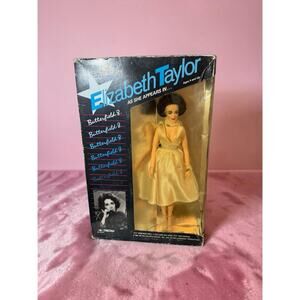1960 Elizabeth Taylor Butterfield 8 Fashion Doll, 11.5 in, White Dress, No. 6212